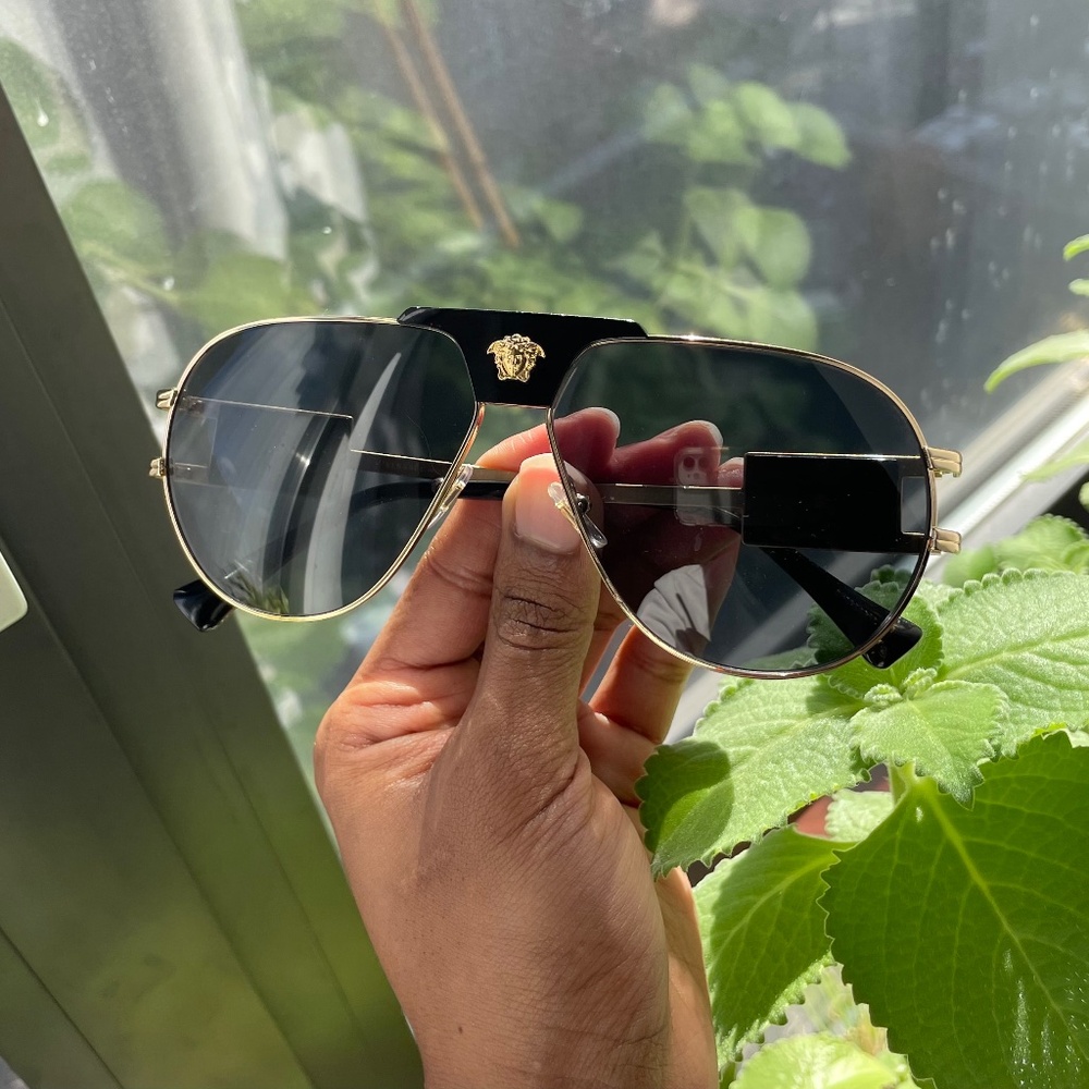 Versace Men’s Aviator Style Sunglasses